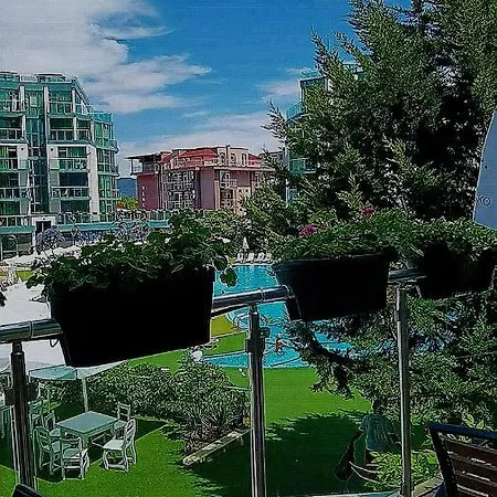 Appartamento F 207 Del Sol - просторно студио с кухня и паркомясто *