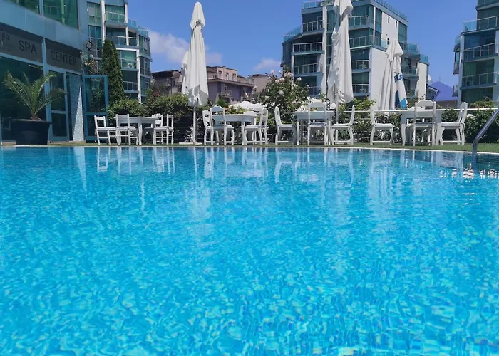 F 207 Del Sol - просторно студио с кухня Primorsko