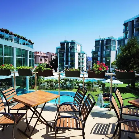 F 207 Del Sol - просторно студио с кухня Apartmán Primorsko