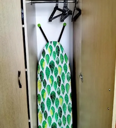 F 207 Del Sol - просторно студио с кухня и паркомясто * 普里莫尔斯科