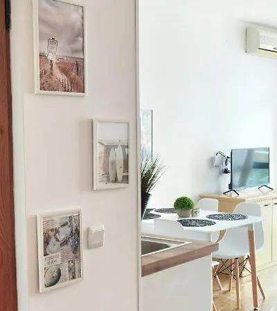 Apartman F 207 Del Sol - просторно студио с кухня и паркомясто Primorszko