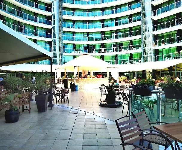 F 207 Del Sol - просторно студио с кухня Apartmán *